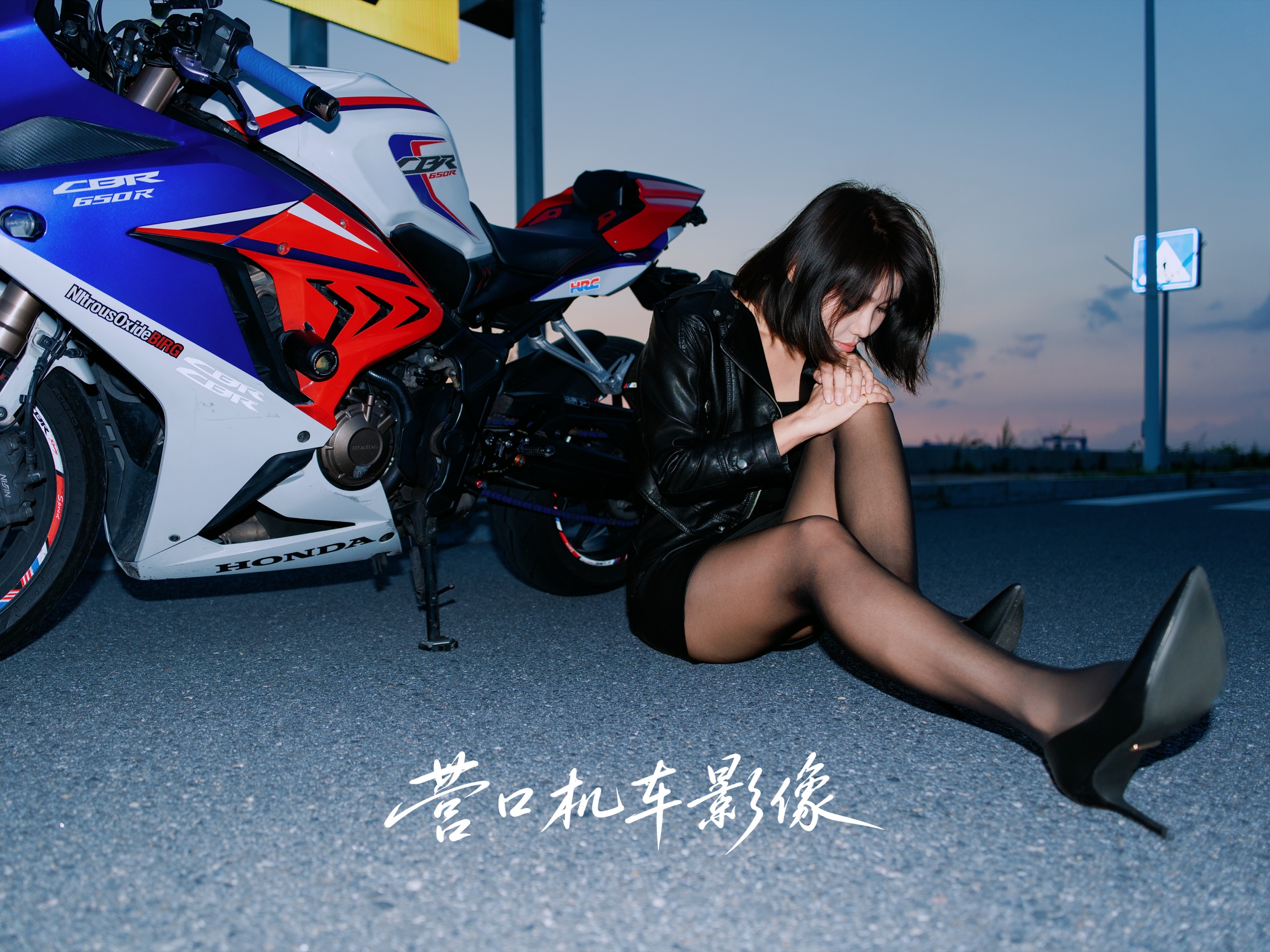 月夜引擎机车摄影作品 11